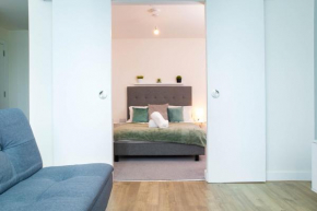 Lavish Living Huge Long term Savings for Contractors Relocators Profressionals